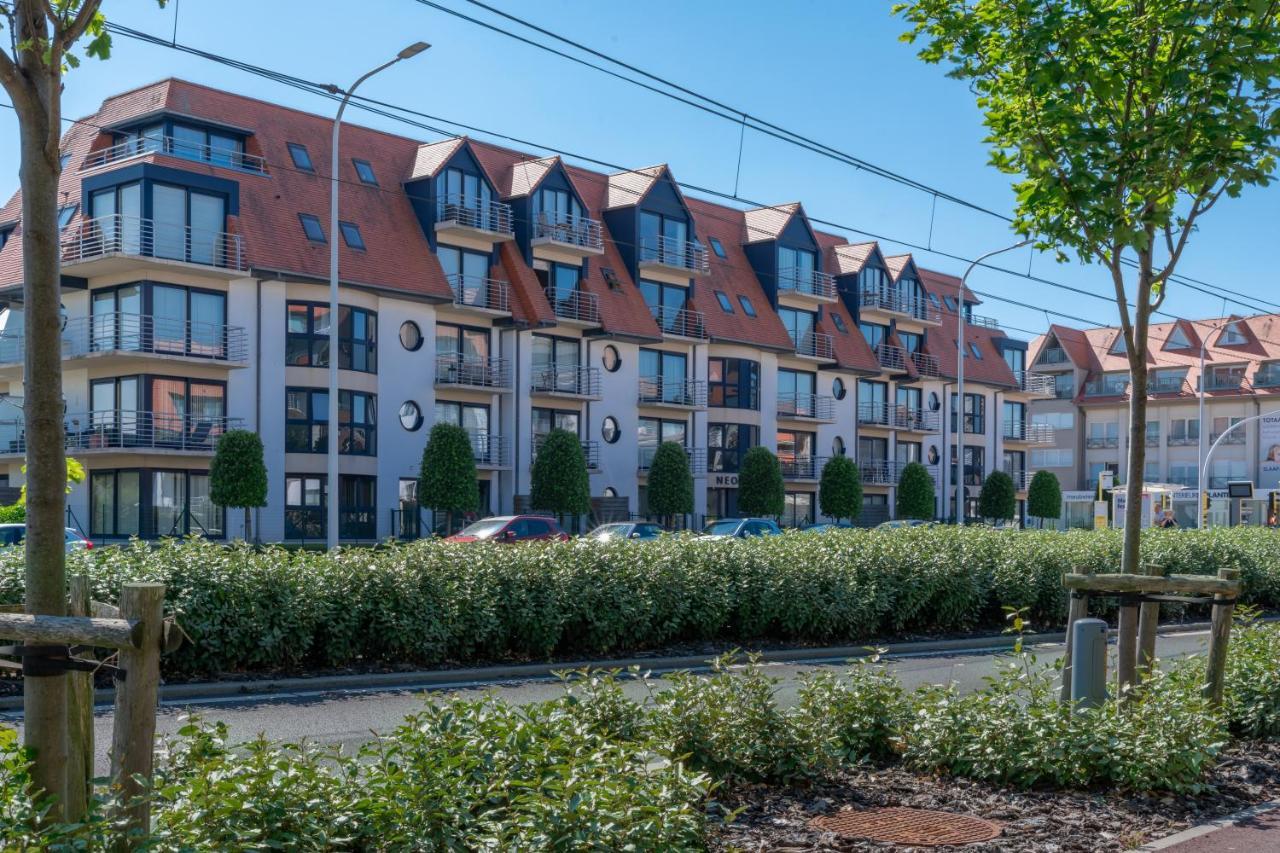 Sans Souci - Residentie Neoportus Apartment Nieuwpoort Luaran gambar